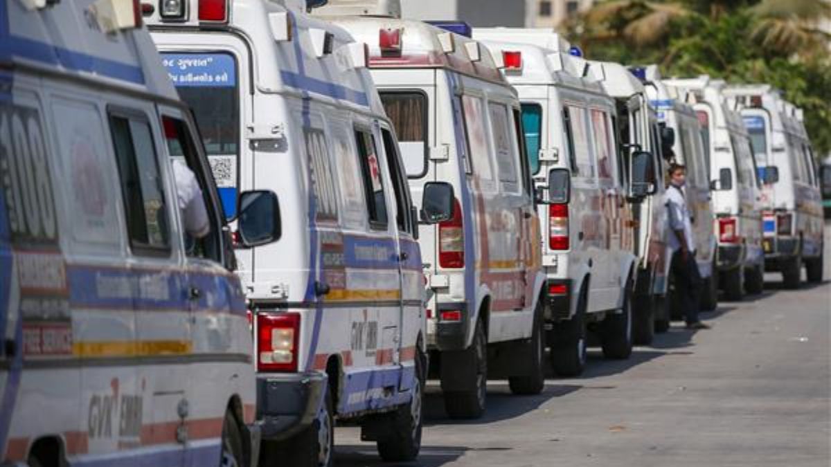 Ambulance service on strike in Punjab, 4 demands from the government; Things can get worse | इस राज्य में स्ट्राइक पर एंबुलेंस सेवा, सरकार से की 4 डिमांड; बिगड़ सकते हैं हालात