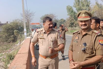 शर्मनाक: मनवर नदी में उतराता मिला नवजात का शव, जांच में जुटी पुलिस